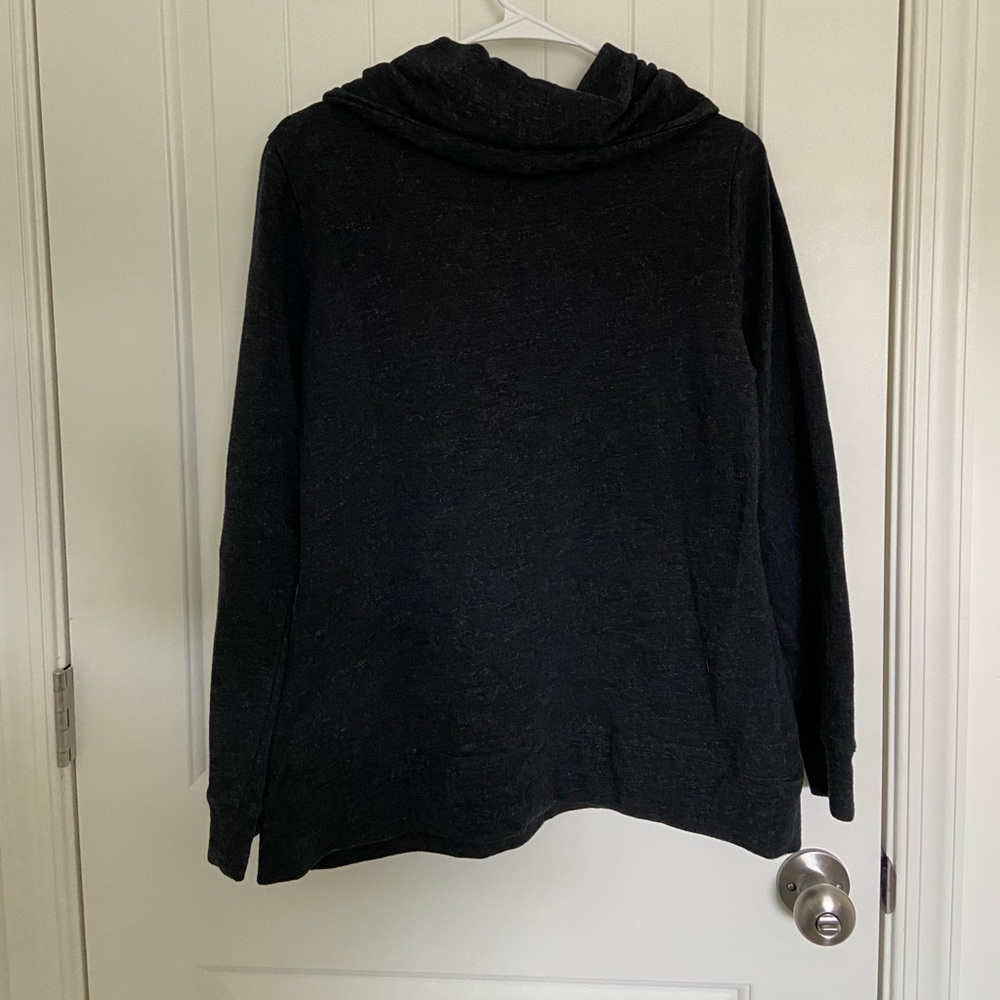 NWOT Gloria Vanderbilt GVS women’s dark gray cowl neck sweatshirt petite medium - Picture 7 of 8